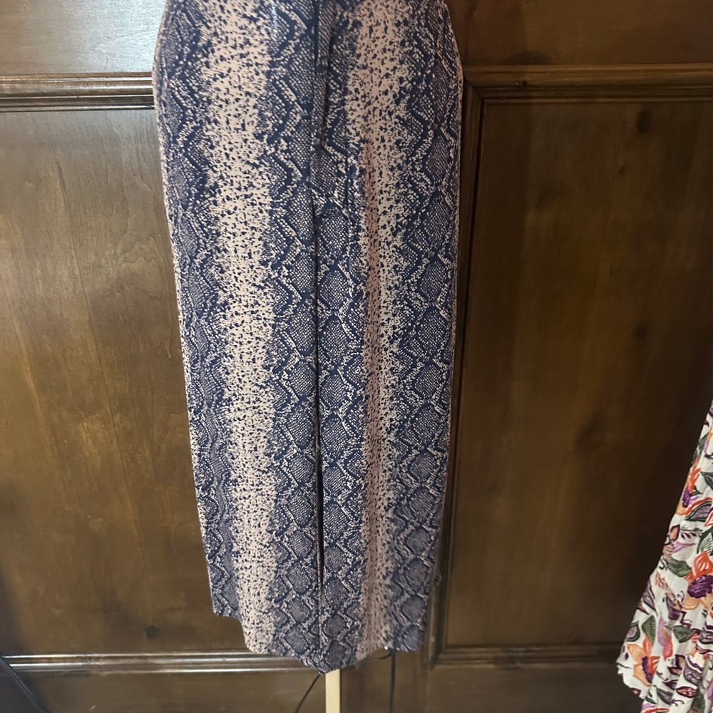 SIZE S Blue Life Tan and Blue Cropped Ankle Pants - Picture 2 of 9